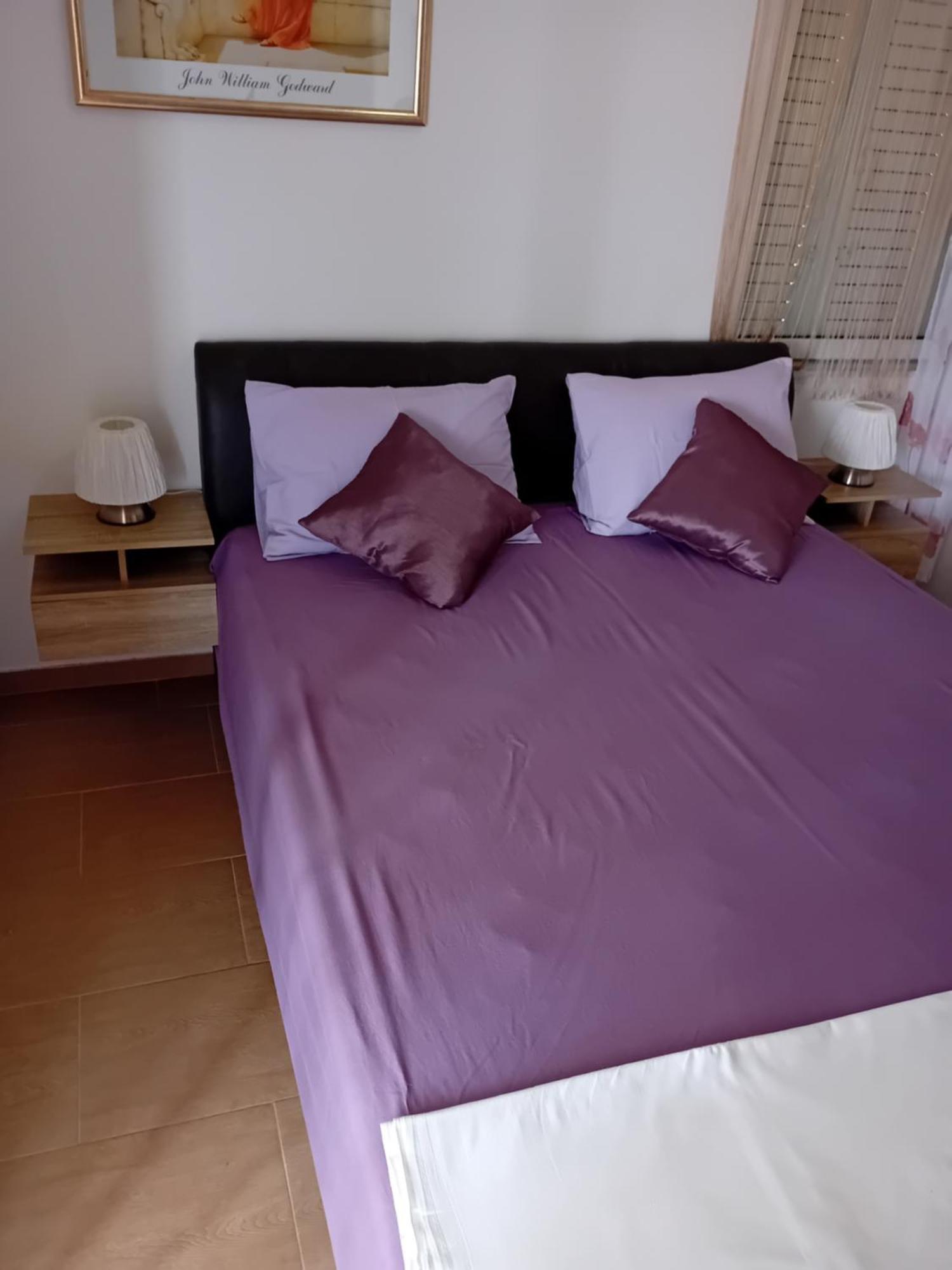 Apatmani Peternel Apartment Vir Ngoại thất bức ảnh