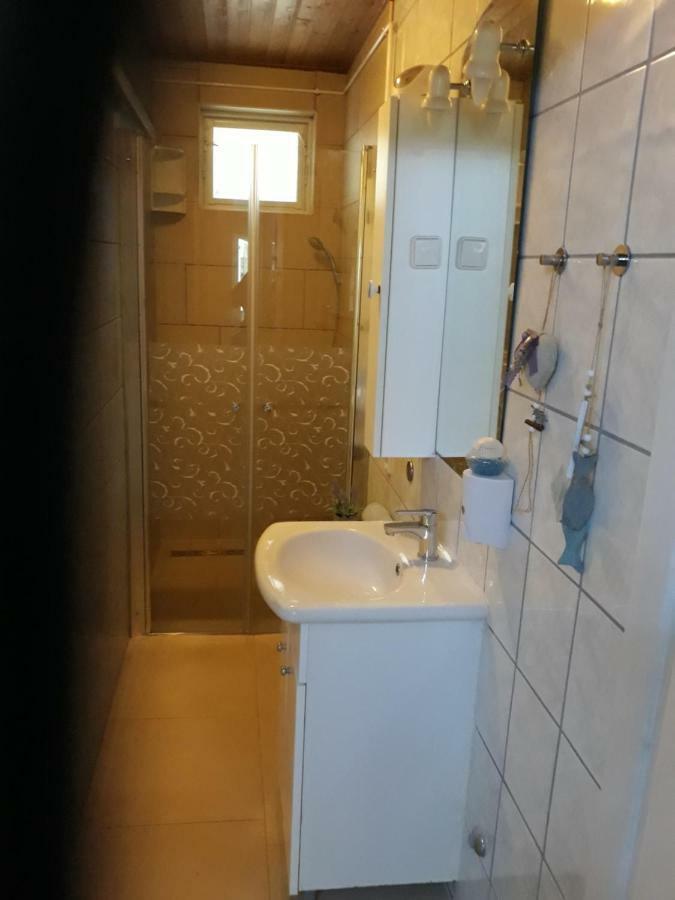 Apatmani Peternel Apartment Vir Ngoại thất bức ảnh